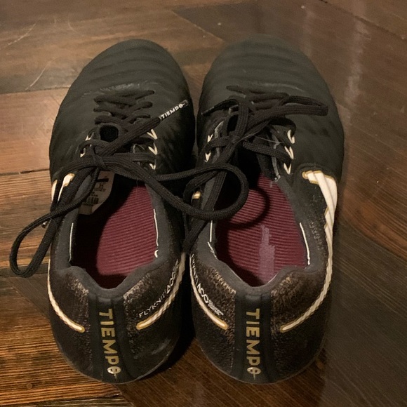 Nike Tiempo Legend VII FG Cleats size M7/W8.5 - Picture 4 of 7